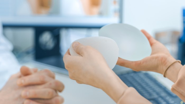 breast implant lifespan