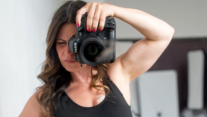photographer turns camera on herself to normalize breast cancer bodies