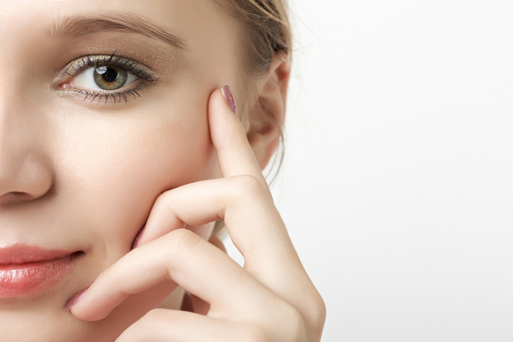 Three things you should know before getting an eyelid lift | ASPS