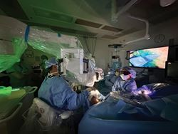 New FDA-approved robot opens doors for microsurgery in L.A.